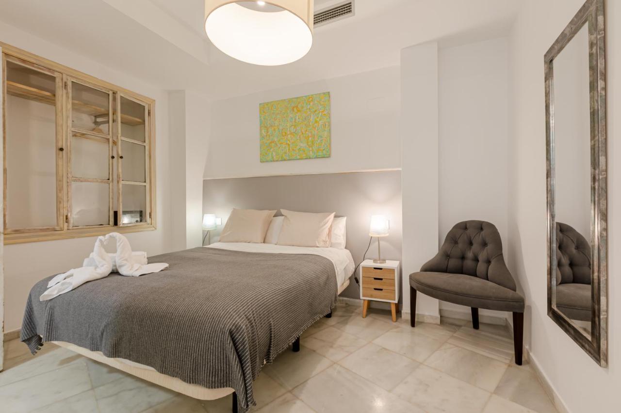 O&l Alameda De Hercules Apartamento